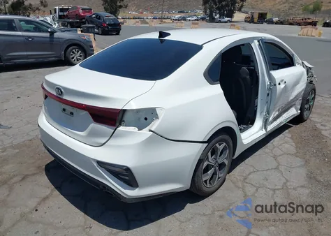 2020 Kia Forte Lxs z USA, uszkodzony, nr VIN 3KPF24AD5LE239634